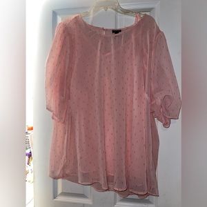 Torrid CHIFFON LUREX RUCHED SLEEVE BLOUSE size 4. Never worn.